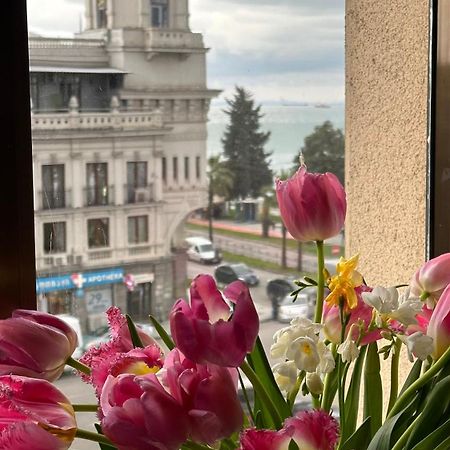 Apartment 2 Minutes From The Sea Batumi Exterior photo
